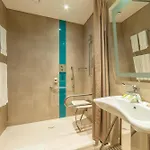 فندق هيلتون جاردن إن مطار أتاتورك اسطنبول