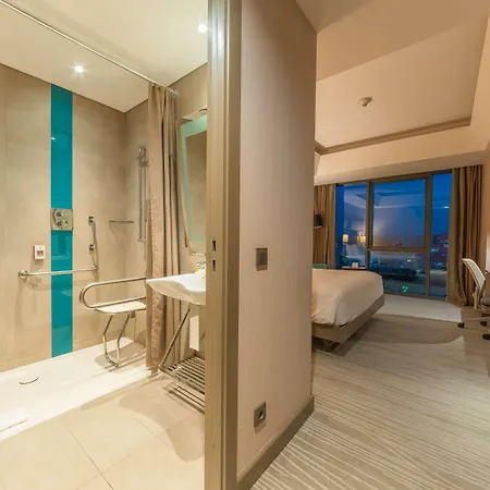 هيلتون جاردن إن مطار أتاتورك 4*